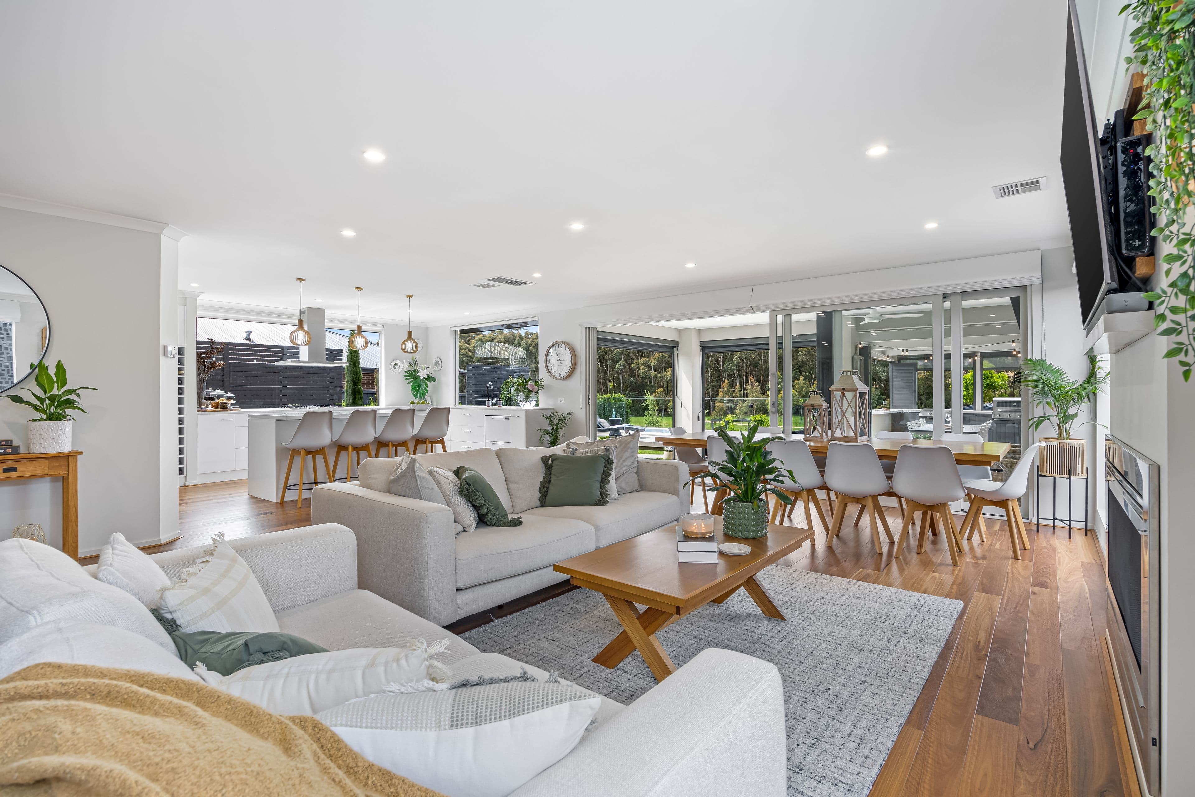 10 Hugo Place, BROWN HILL VIC 3350, Brown Hill - Thumbnail 6