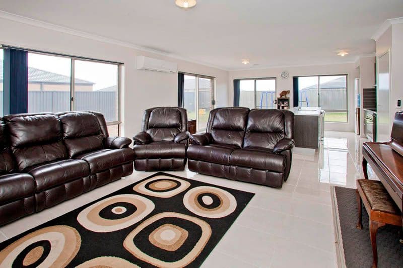 163 Buckingham Street, LARA VIC 3212, Lara - Thumbnail 3