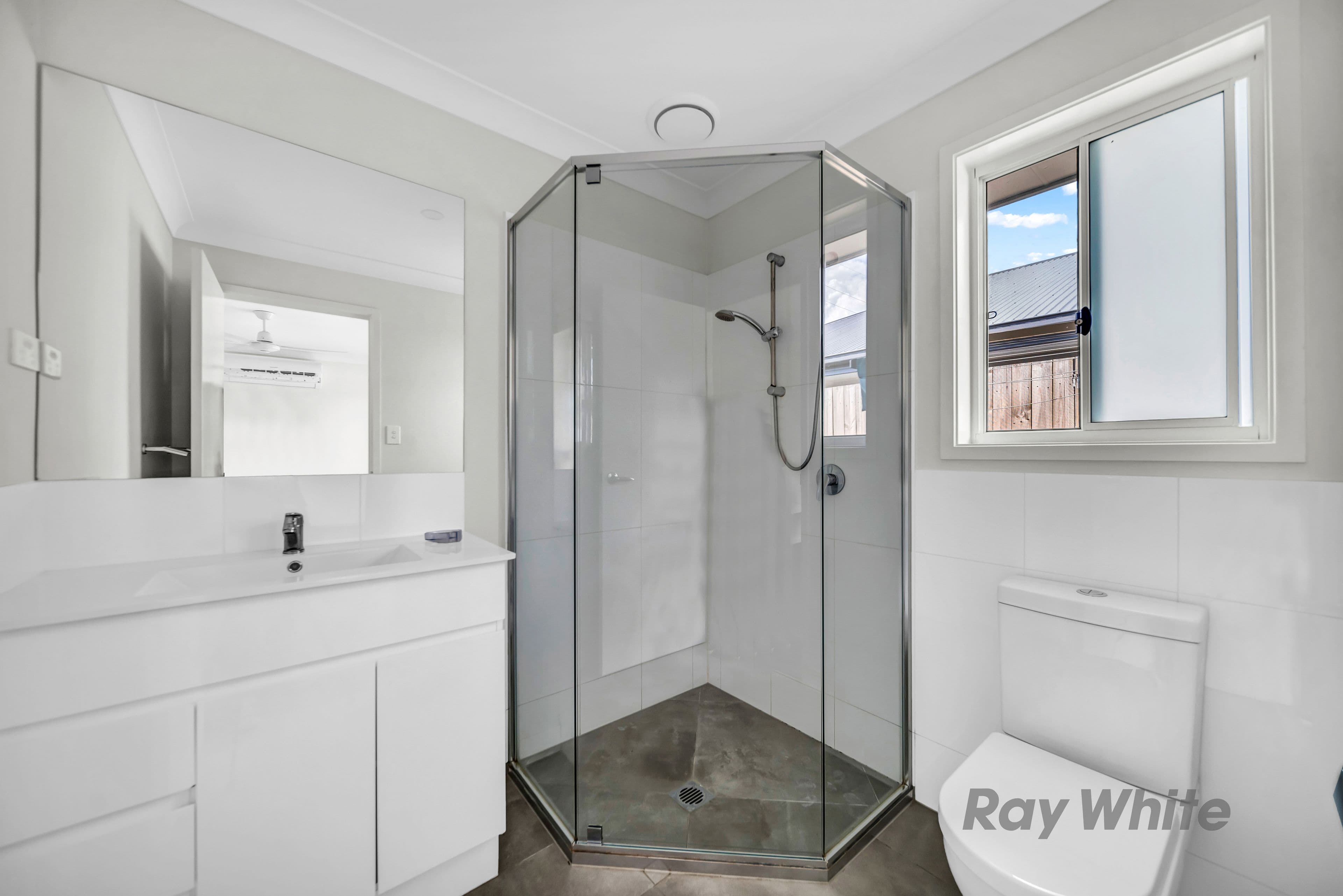 14 Westringia Court, Logan Reserve QLD 4133, Logan Reserve - Thumbnail 6