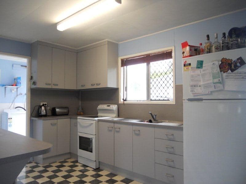 2 Eaglemount Road, ANDERGROVE QLD 4740, Andergrove - Thumbnail 5