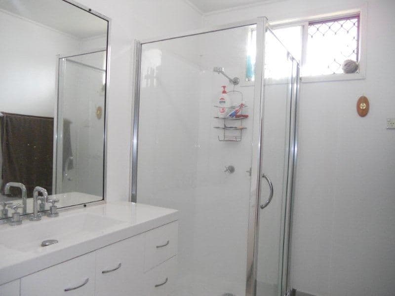 2 Eaglemount Road, ANDERGROVE QLD 4740, Andergrove - Thumbnail 6