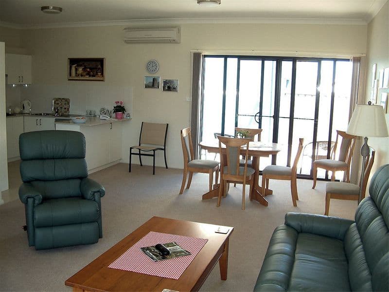 53 Martin Street, WARNERS BAY NSW 2282, Warners Bay - Thumbnail 3