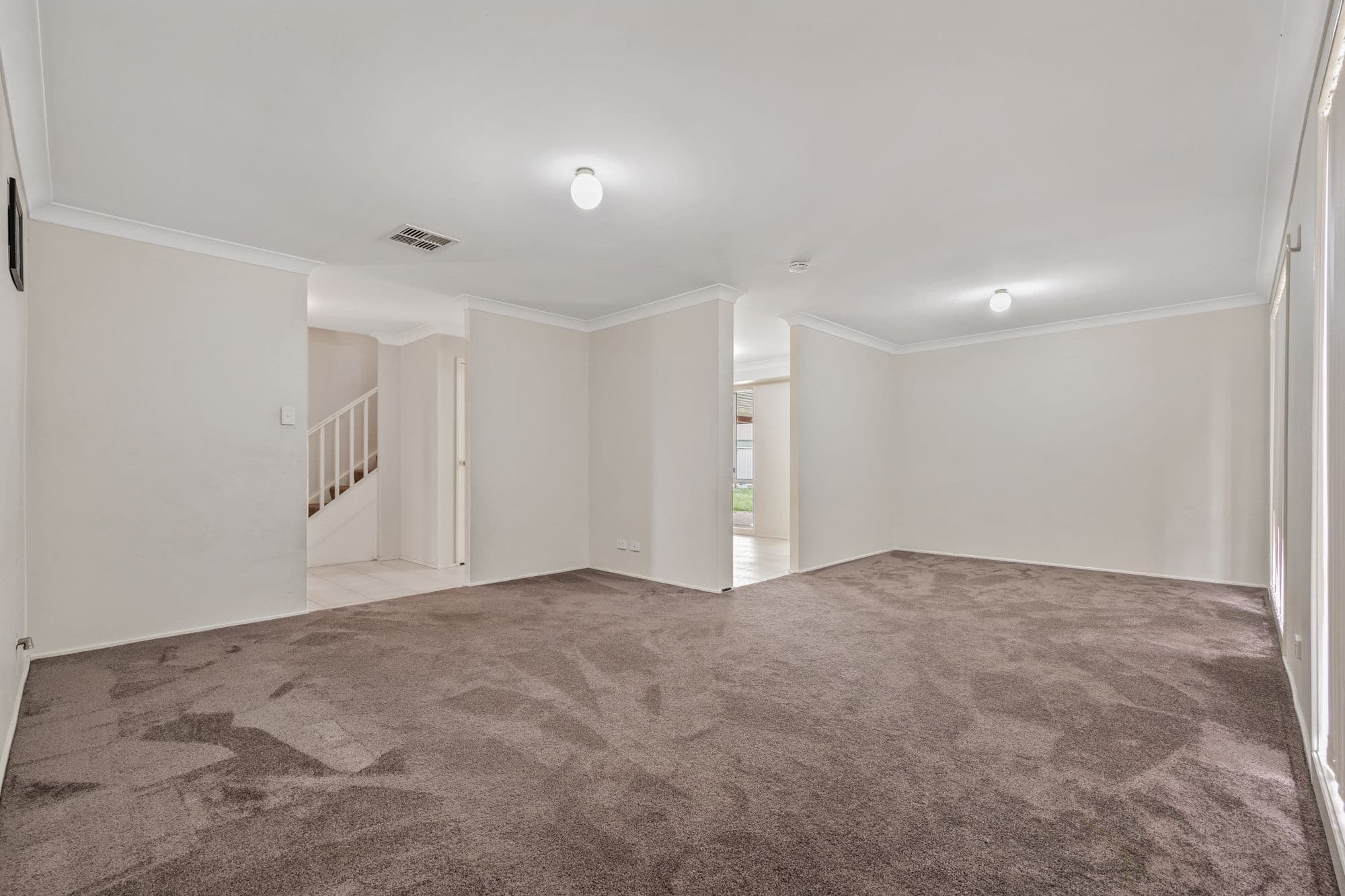 33 Lysander Avenue, Rosemeadow NSW 2560, Rosemeadow - Thumbnail 6