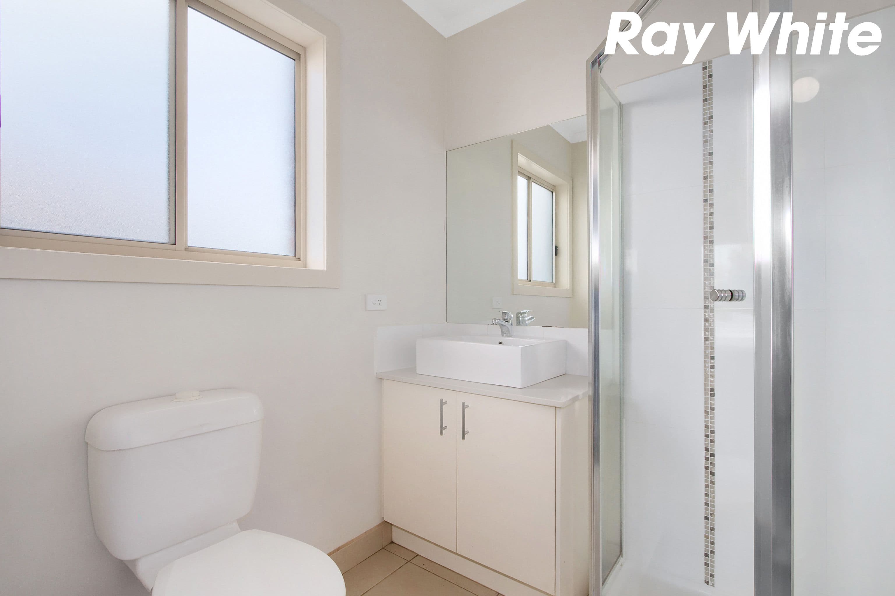 3 Mirabelle Street, Pakenham VIC 3810, Pakenham - Thumbnail 6