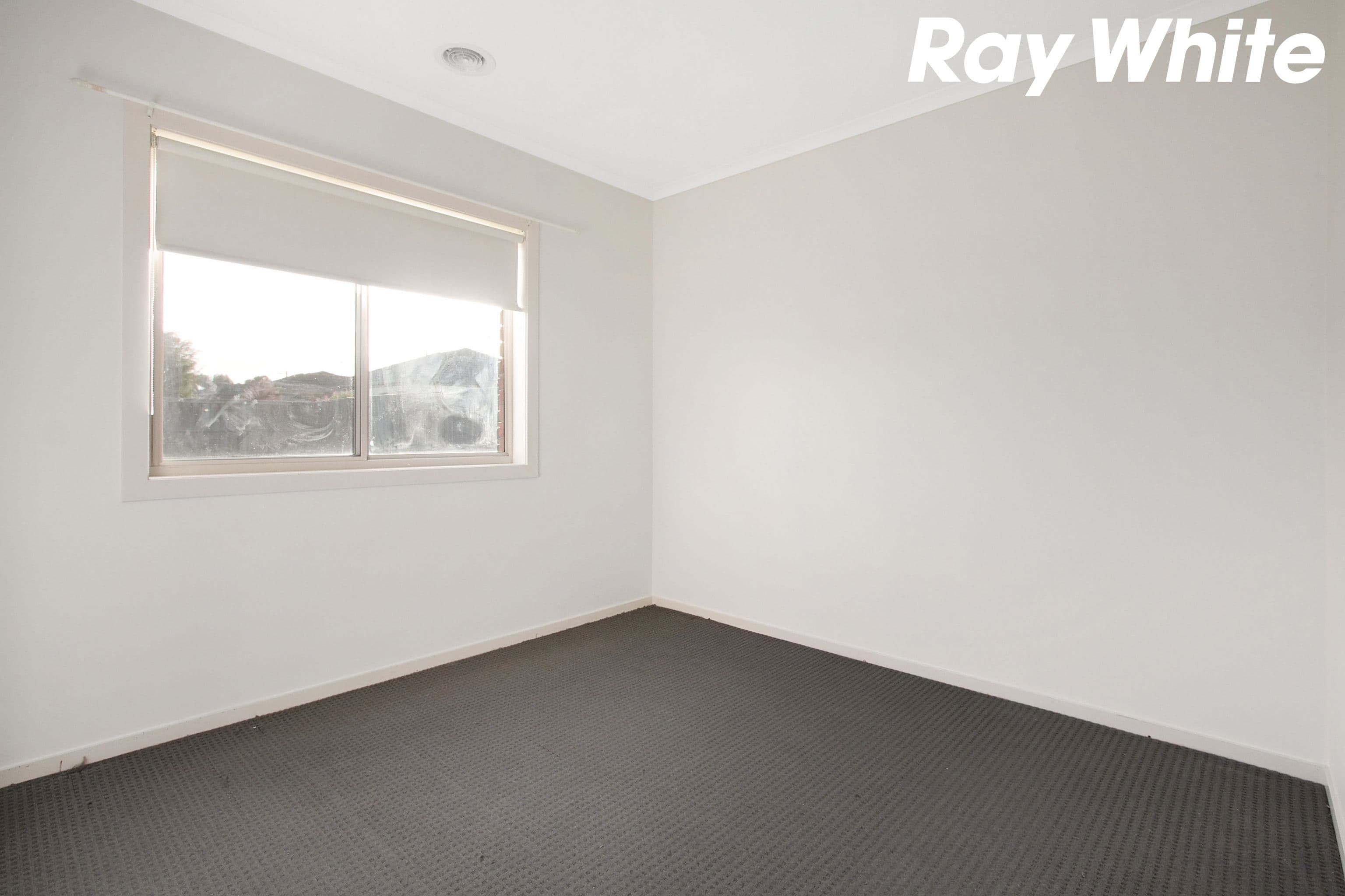 3 Mirabelle Street, Pakenham VIC 3810, Pakenham - Thumbnail 7