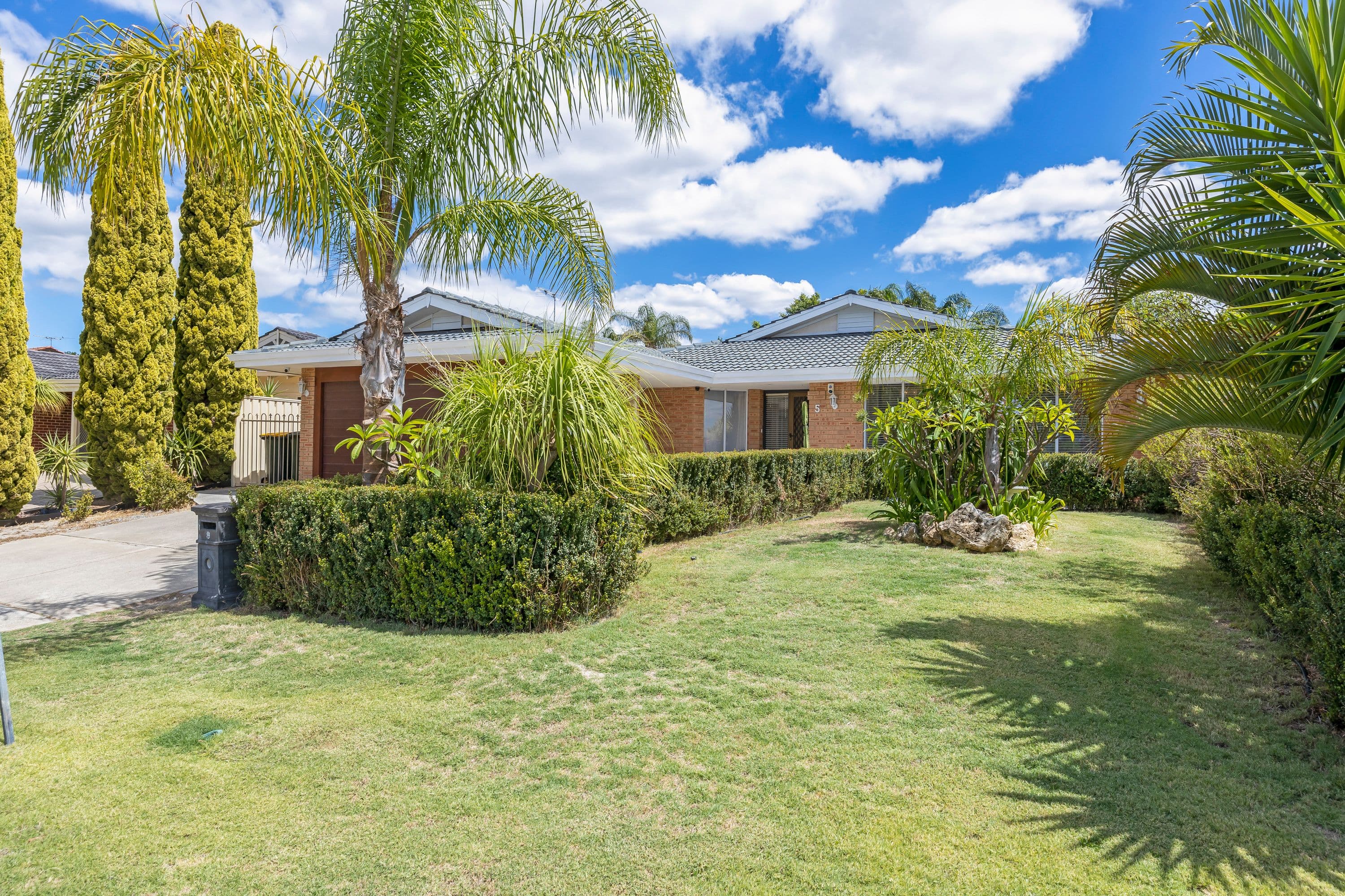 5 Anchor Close, Ballajura WA 6066, Ballajura - Image 1