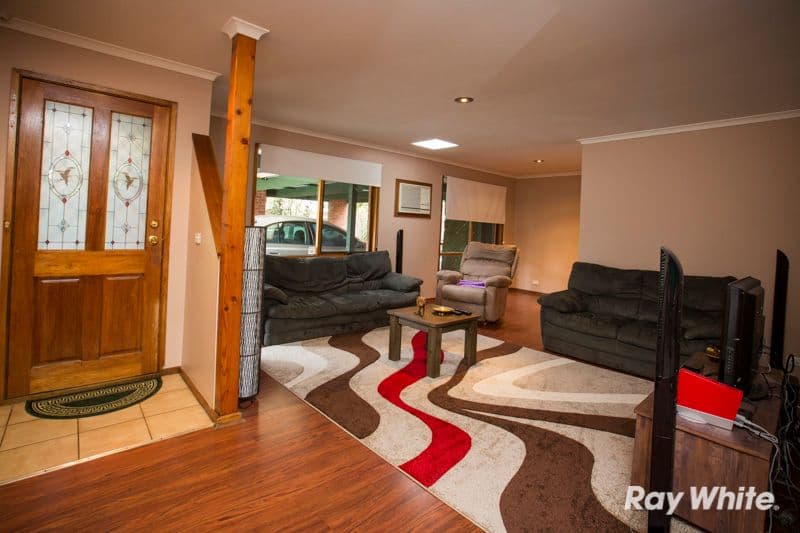 4 Gibb Court, PAKENHAM VIC 3810, Pakenham - Image 1