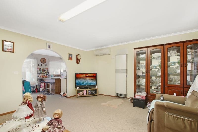 13 Walker Street, Benalla VIC 3672, Benalla - Thumbnail 2