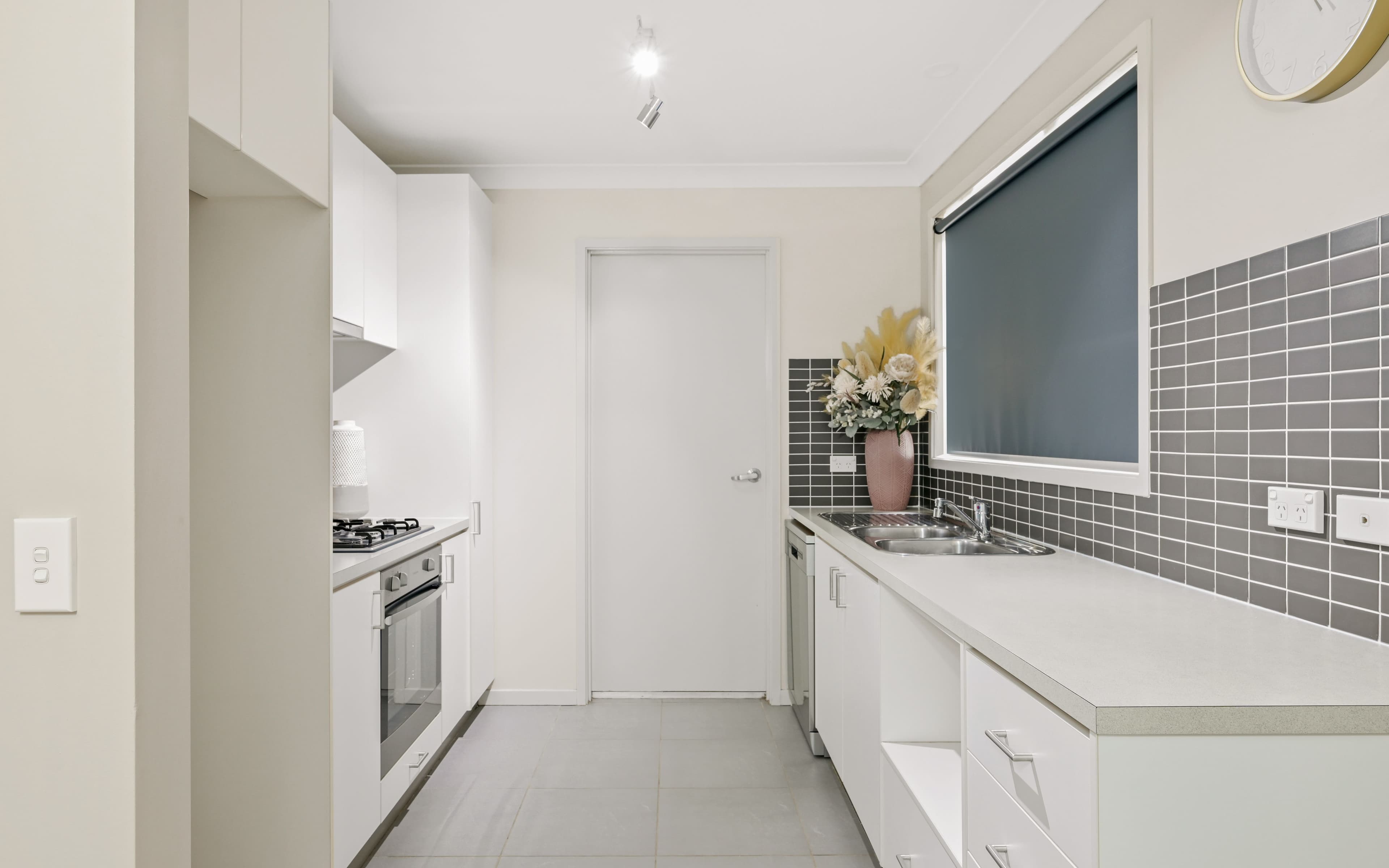 31 Minorca Circuit, Spring Farm NSW 2570, Spring Farm - Thumbnail 4