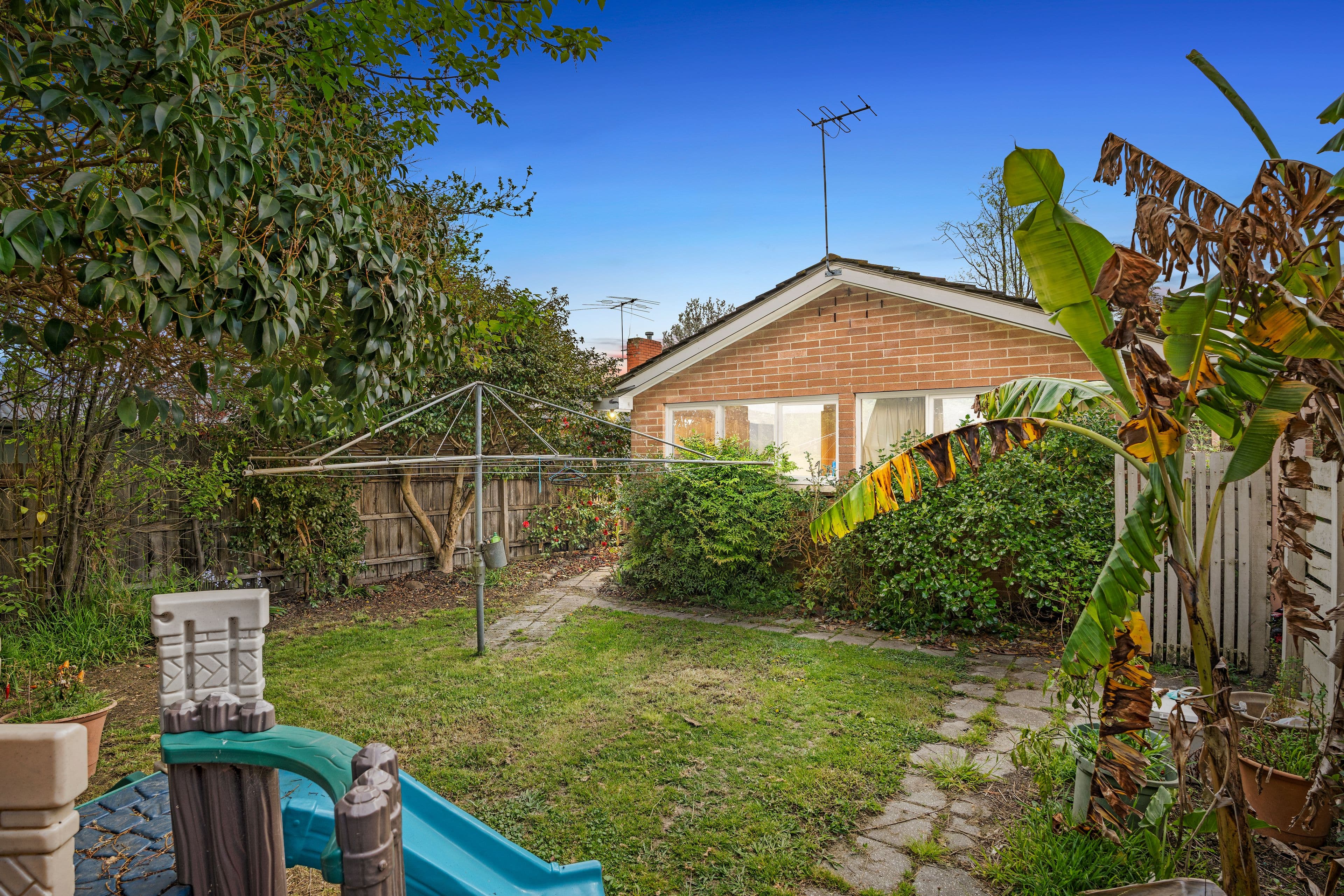 10 Ventura Street, Blackburn North VIC 3130, Blackburn North - Thumbnail 2