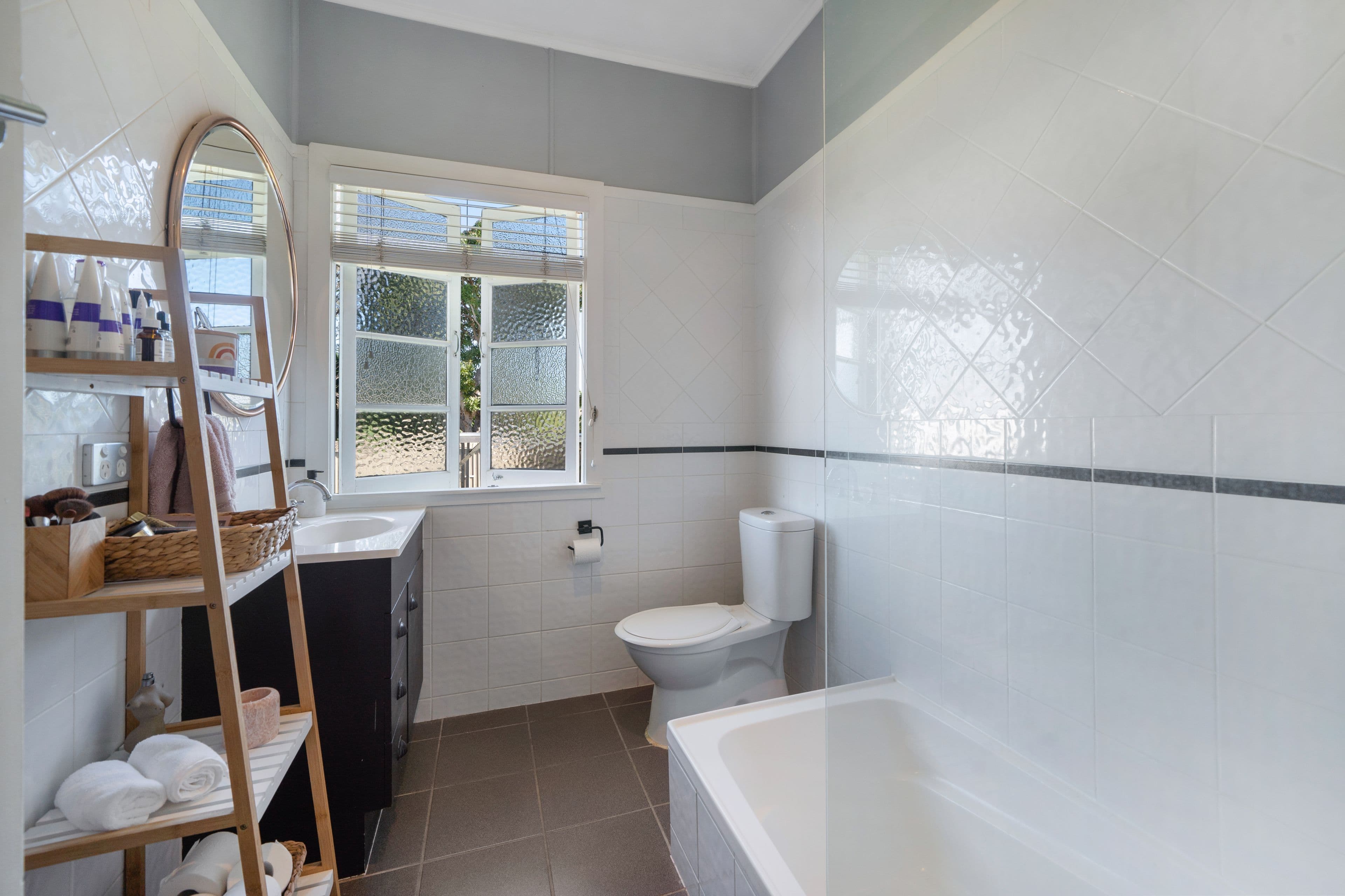 55 McLennan Street, Woody Point QLD 4019, Woody Point - Thumbnail 7
