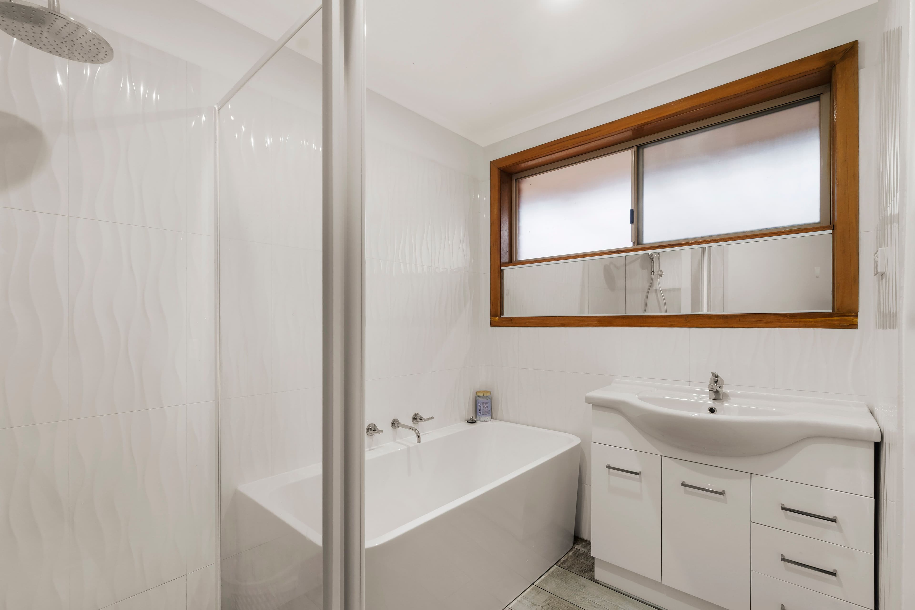 9 Grenda Drive, Mill Park VIC 3082, Mill Park - Thumbnail 6