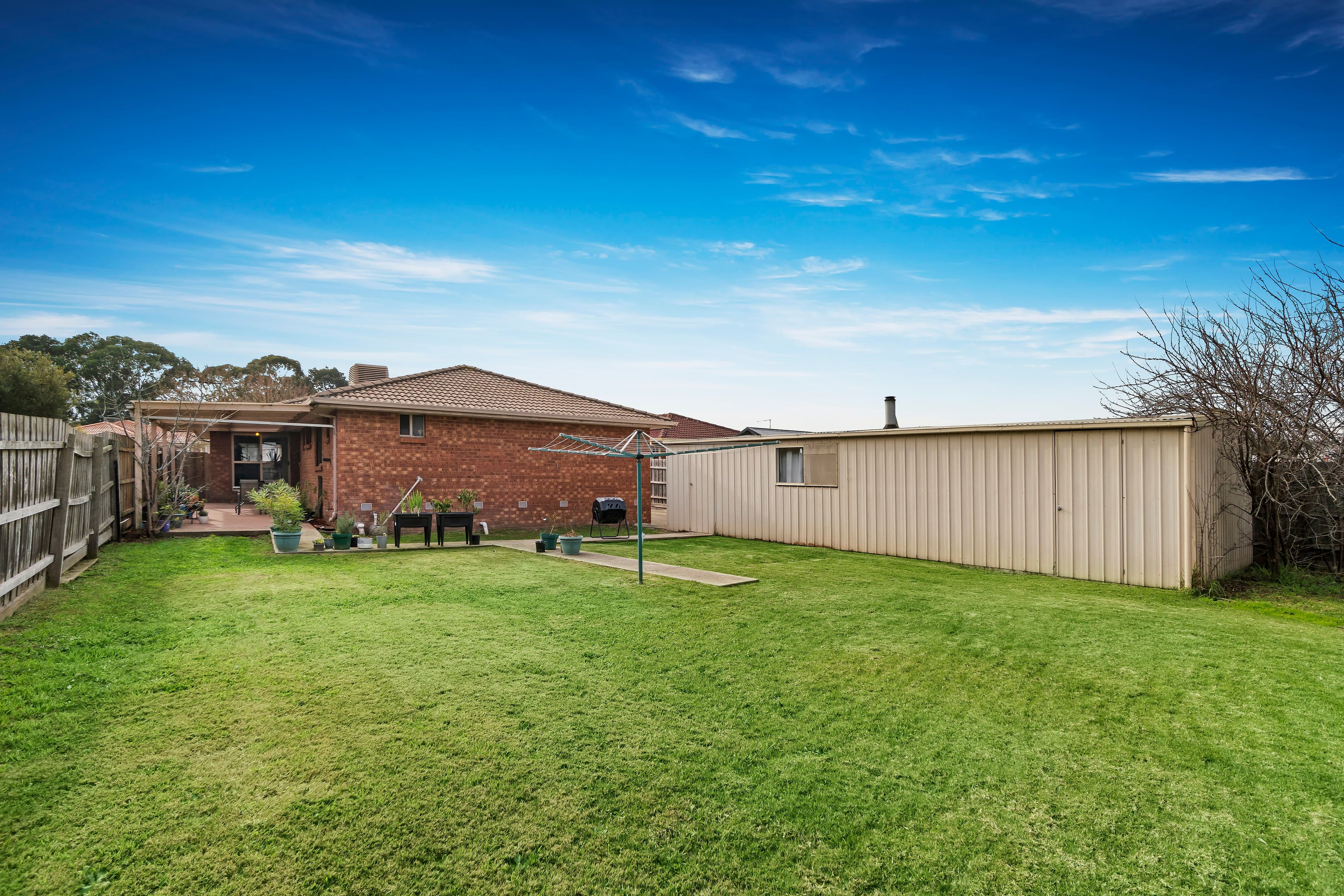 9 Grenda Drive, Mill Park VIC 3082, Mill Park - Thumbnail 8