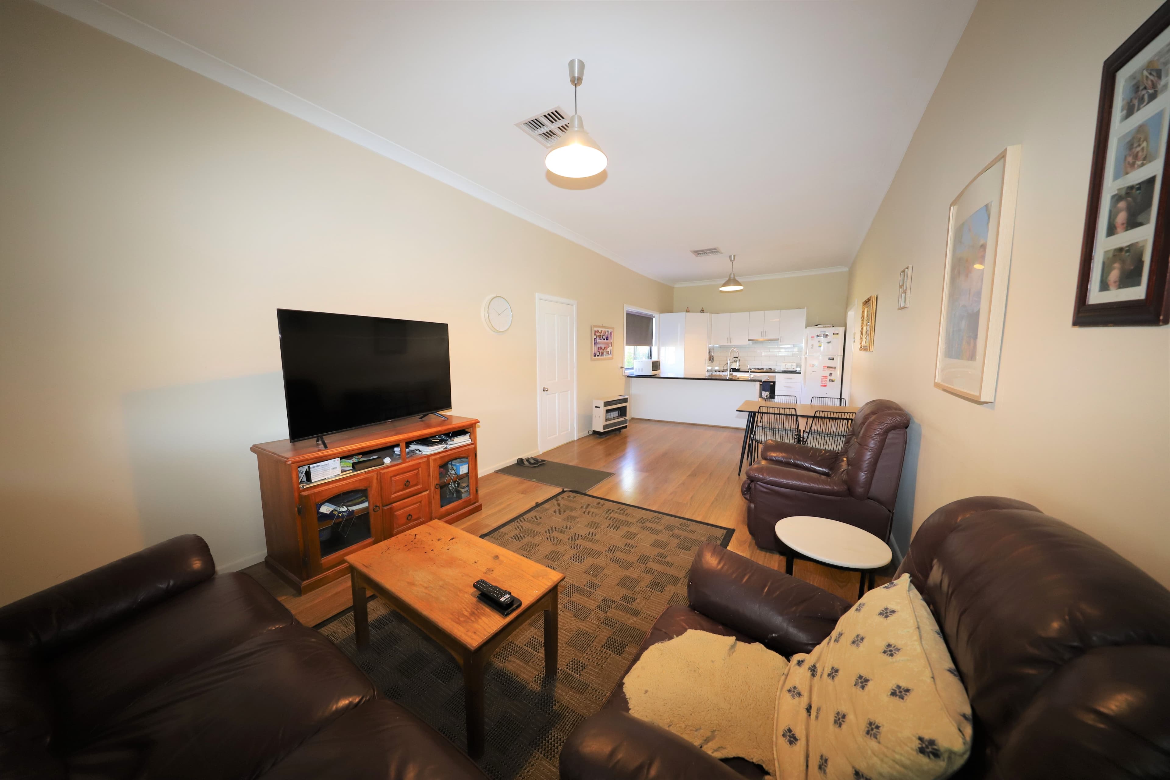 10 Macquarie Street, Tumut NSW 2720, Tumut - Thumbnail 4