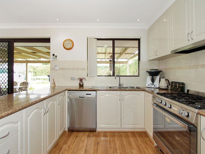 61 Calluna Way, Forrestfield WA 6058, Forrestfield - Thumbnail 4