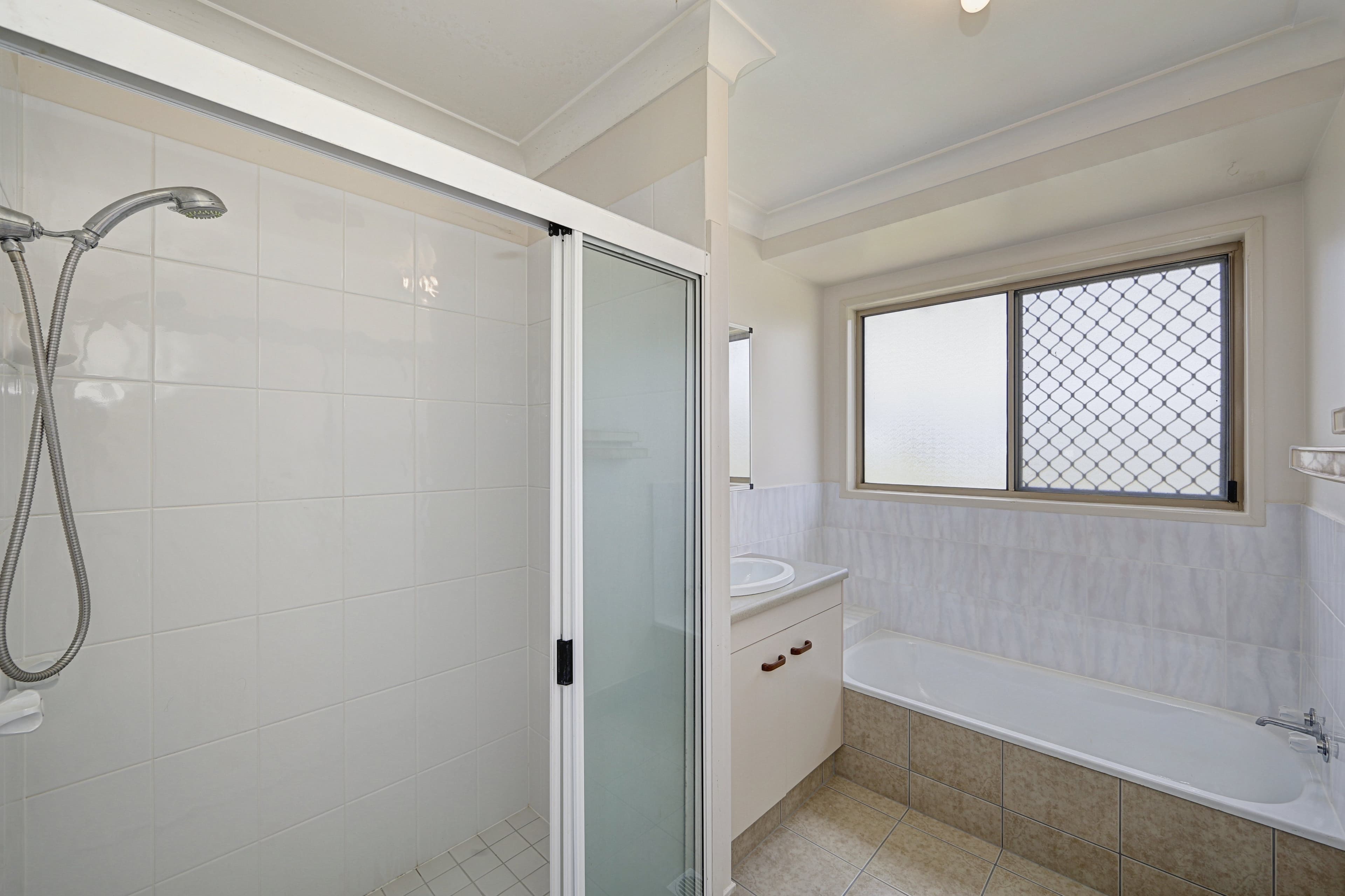 1 Palomino Avenue, Branyan QLD 4670, Branyan - Thumbnail 3