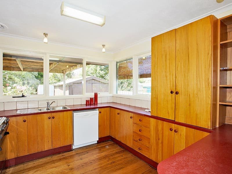 7 Kincumber Drive, GLEN WAVERLEY VIC 3150, Glen Waverley - Thumbnail 2