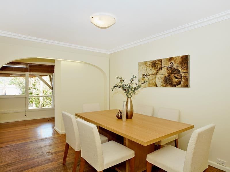 7 Kincumber Drive, GLEN WAVERLEY VIC 3150, Glen Waverley - Thumbnail 4