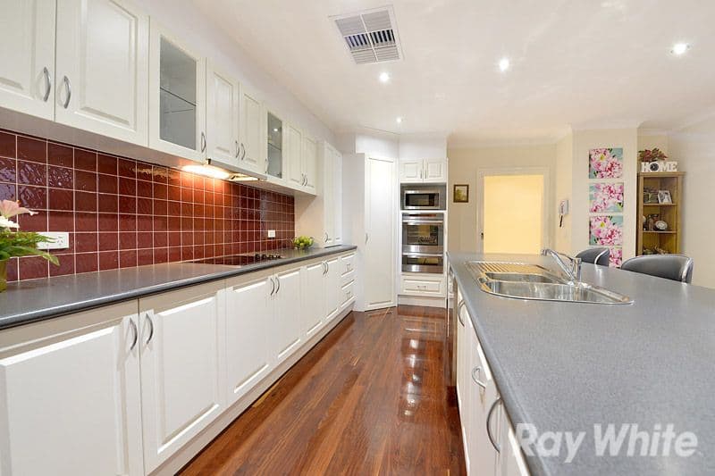 3 Tessie Place, Rowville VIC 3178, Rowville - Thumbnail 3