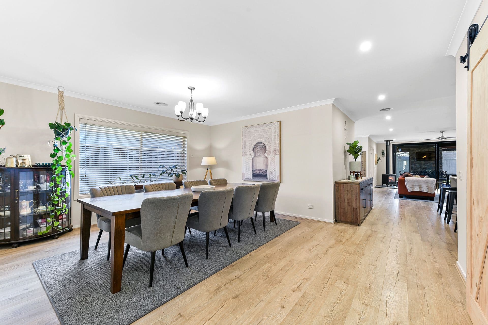 6 Howe Way, Cranbourne East VIC 3977, Cranbourne East - Thumbnail 4