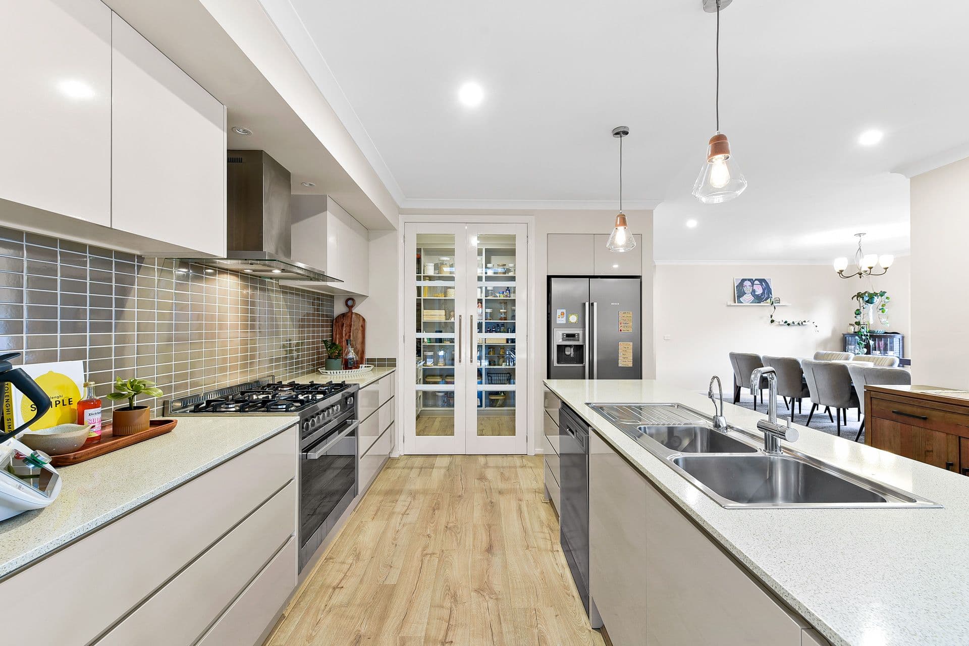 6 Howe Way, Cranbourne East VIC 3977, Cranbourne East - Thumbnail 6