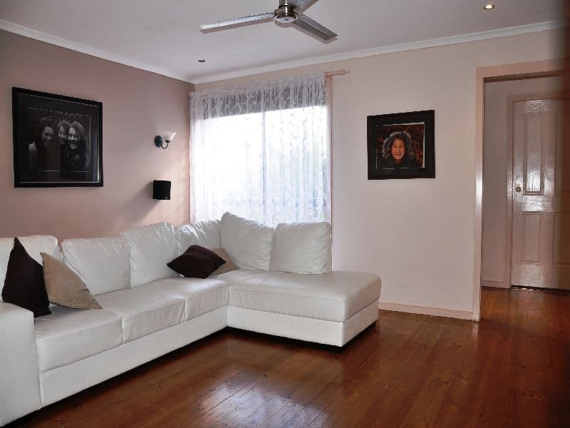 5 Hume Close, MILL PARK VIC 3082, Mill Park - Thumbnail 4