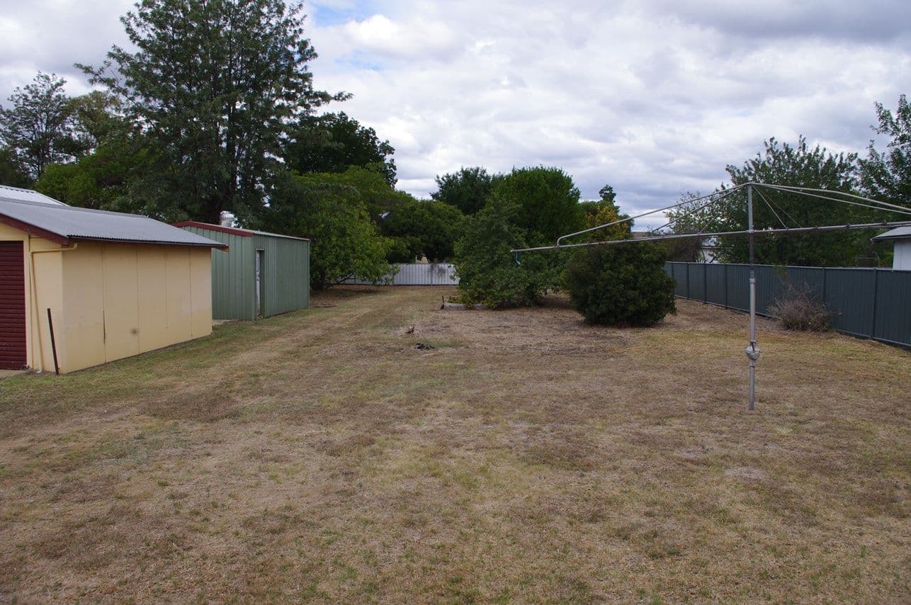 5 Mulligan Street, INVERELL NSW 2360, Inverell - Thumbnail 2