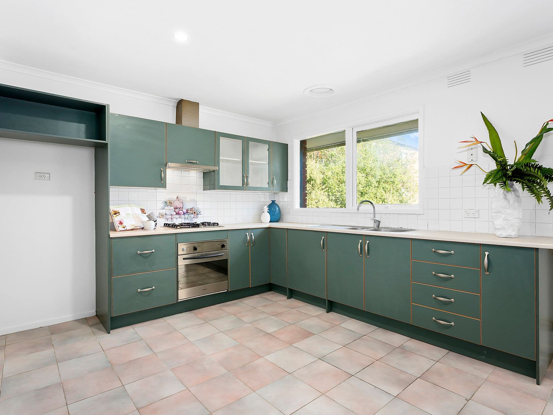 204 Hawthorn Road, Vermont South VIC 3133, Vermont South - Thumbnail 5
