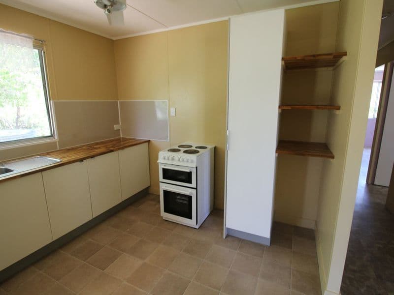 7 Station Street, Gayndah QLD 4625, Gayndah - Thumbnail 6