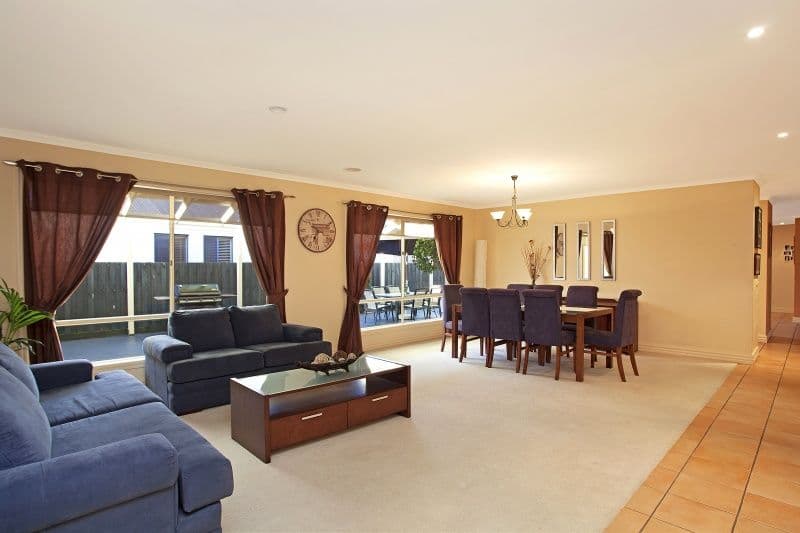 24 Harbour Drive, PATTERSON LAKES VIC 3197, Patterson Lakes - Thumbnail 2