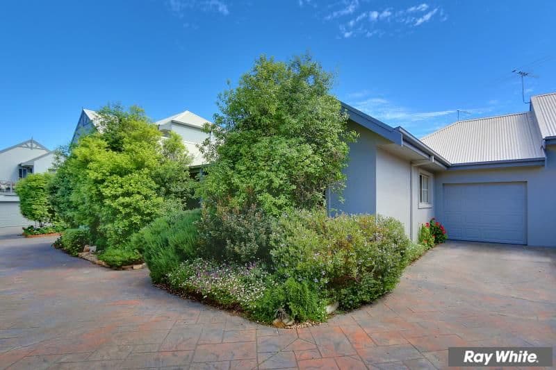 44 Queen Street, Mornington VIC 3931, Mornington - Thumbnail 2