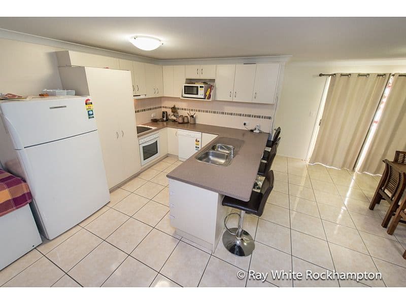 414 Paterson Avenue, KOONGAL QLD 4701, Koongal - Thumbnail 3
