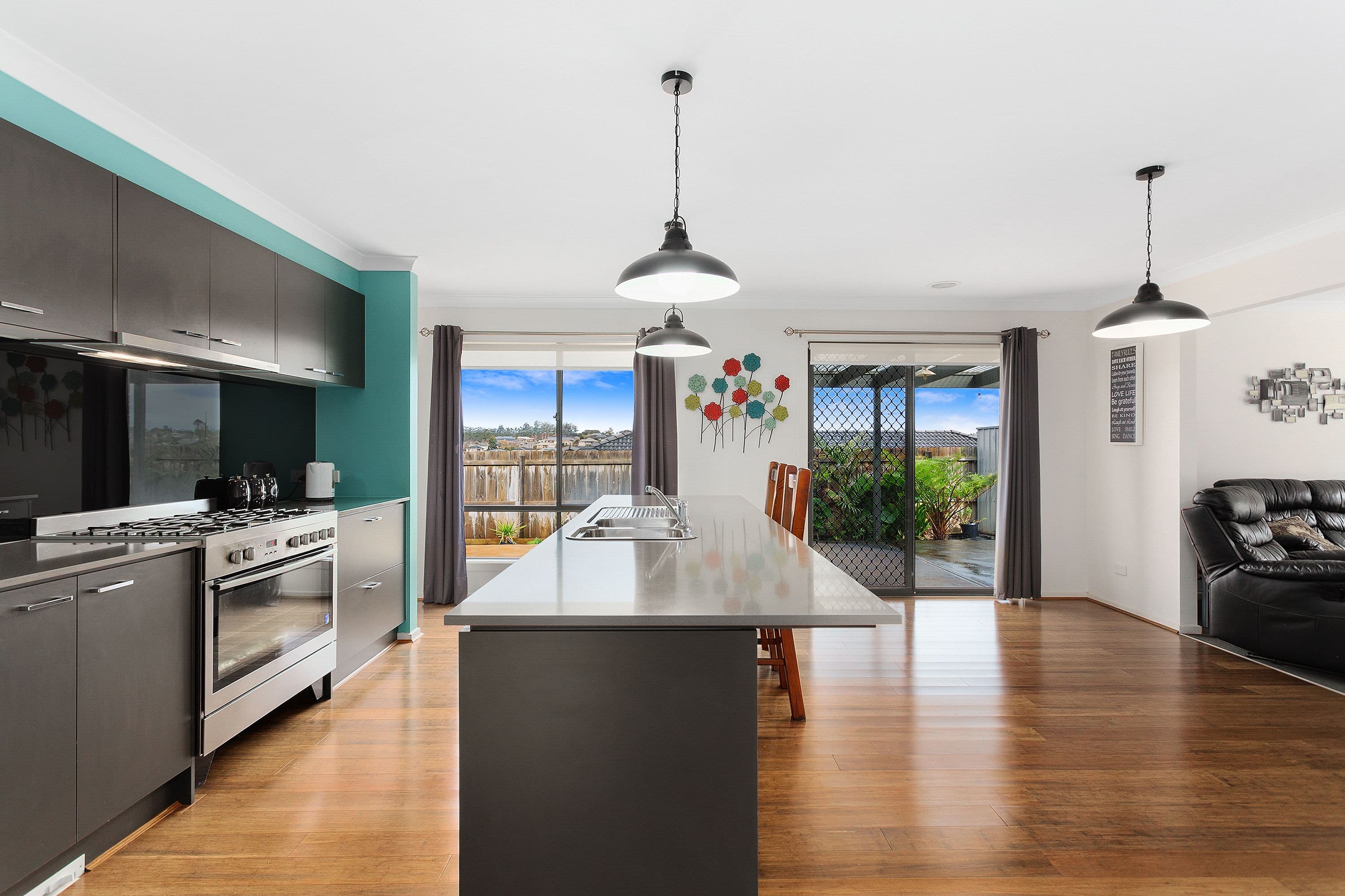 17 Tulloch Street, Drouin VIC 3818, Drouin - Thumbnail 3
