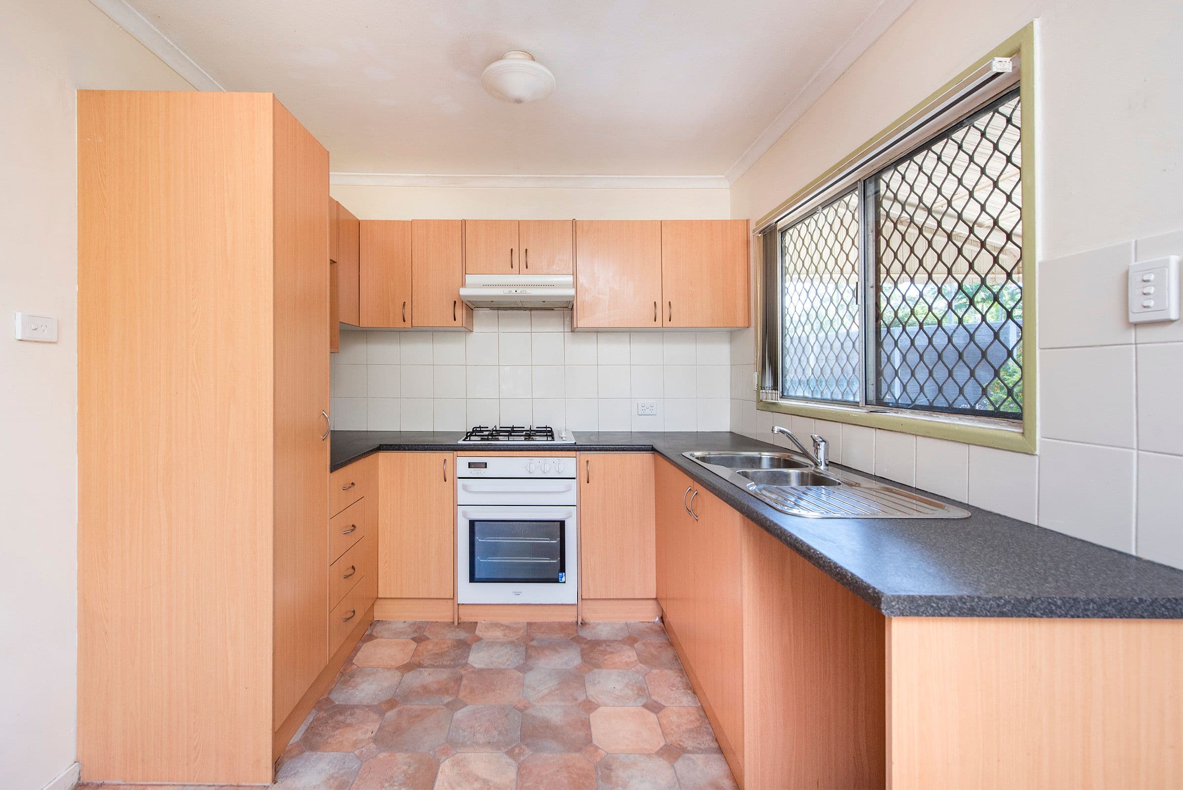 25 Heather Street, Logan Central QLD 4114, Logan Central - Thumbnail 3
