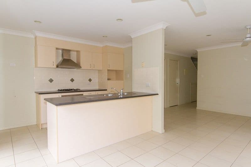 11 Seagreen Drive, Coomera QLD 4209, Coomera - Thumbnail 4