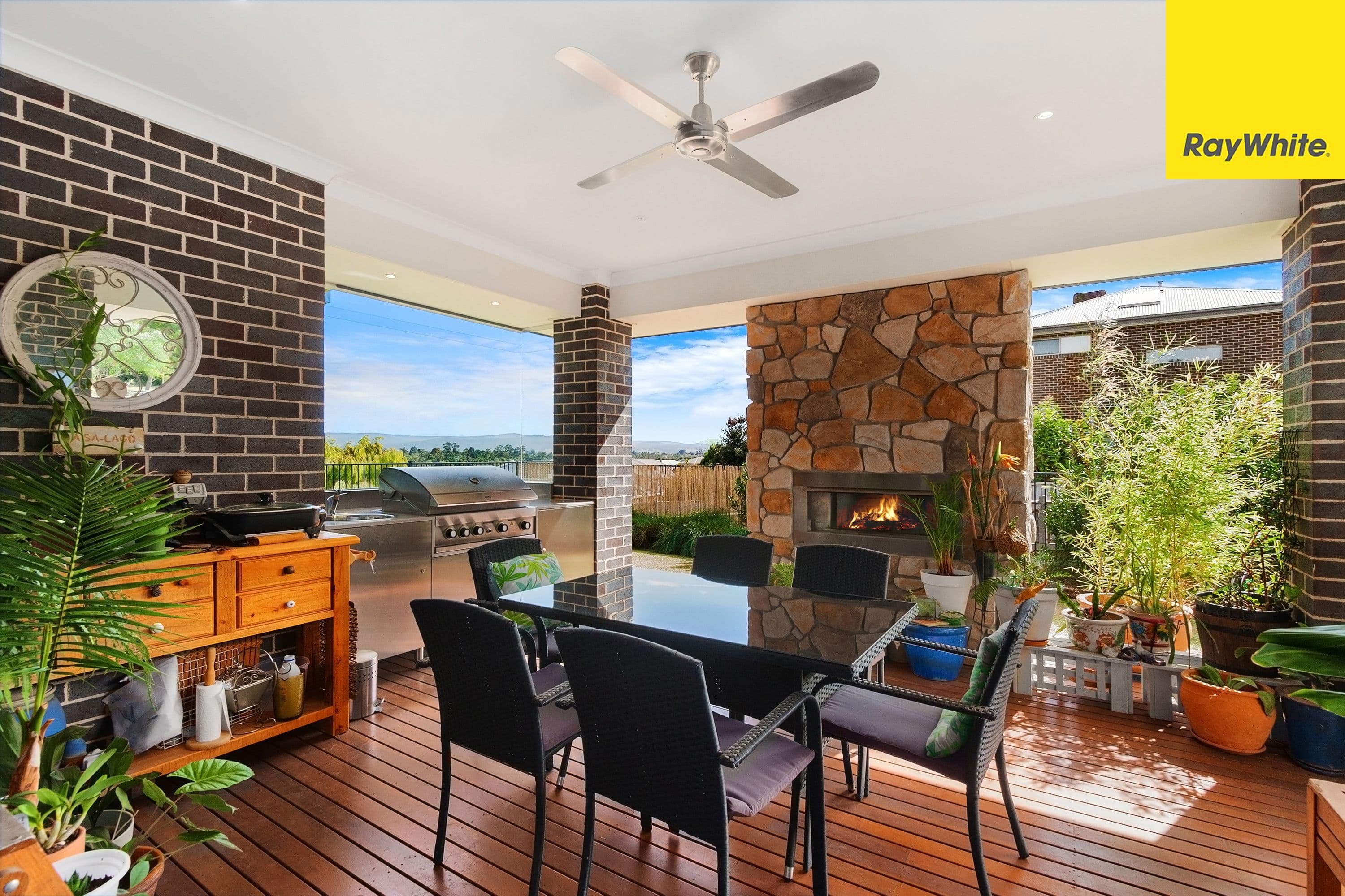 120 Jackson Drive, Drouin VIC 3818, Drouin - Thumbnail 3