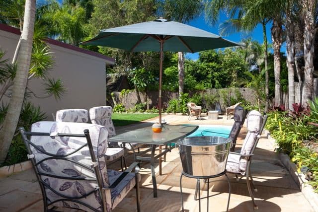 6 Karina Crescent, BROADBEACH WATERS QLD 4218, Broadbeach Waters - Image 1
