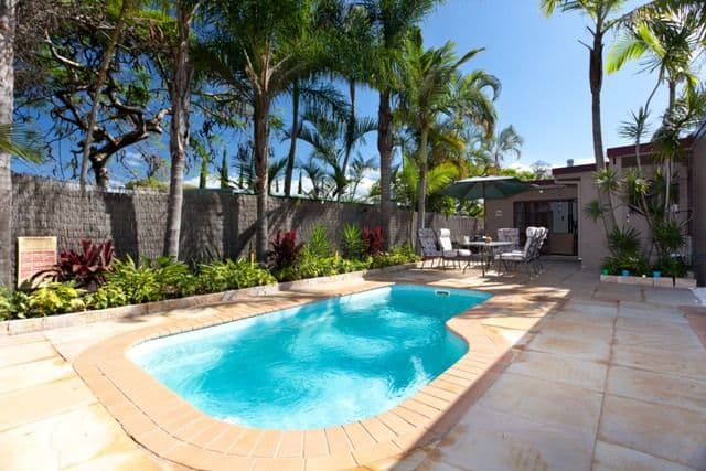 6 Karina Crescent, BROADBEACH WATERS QLD 4218, Broadbeach Waters - Thumbnail 3