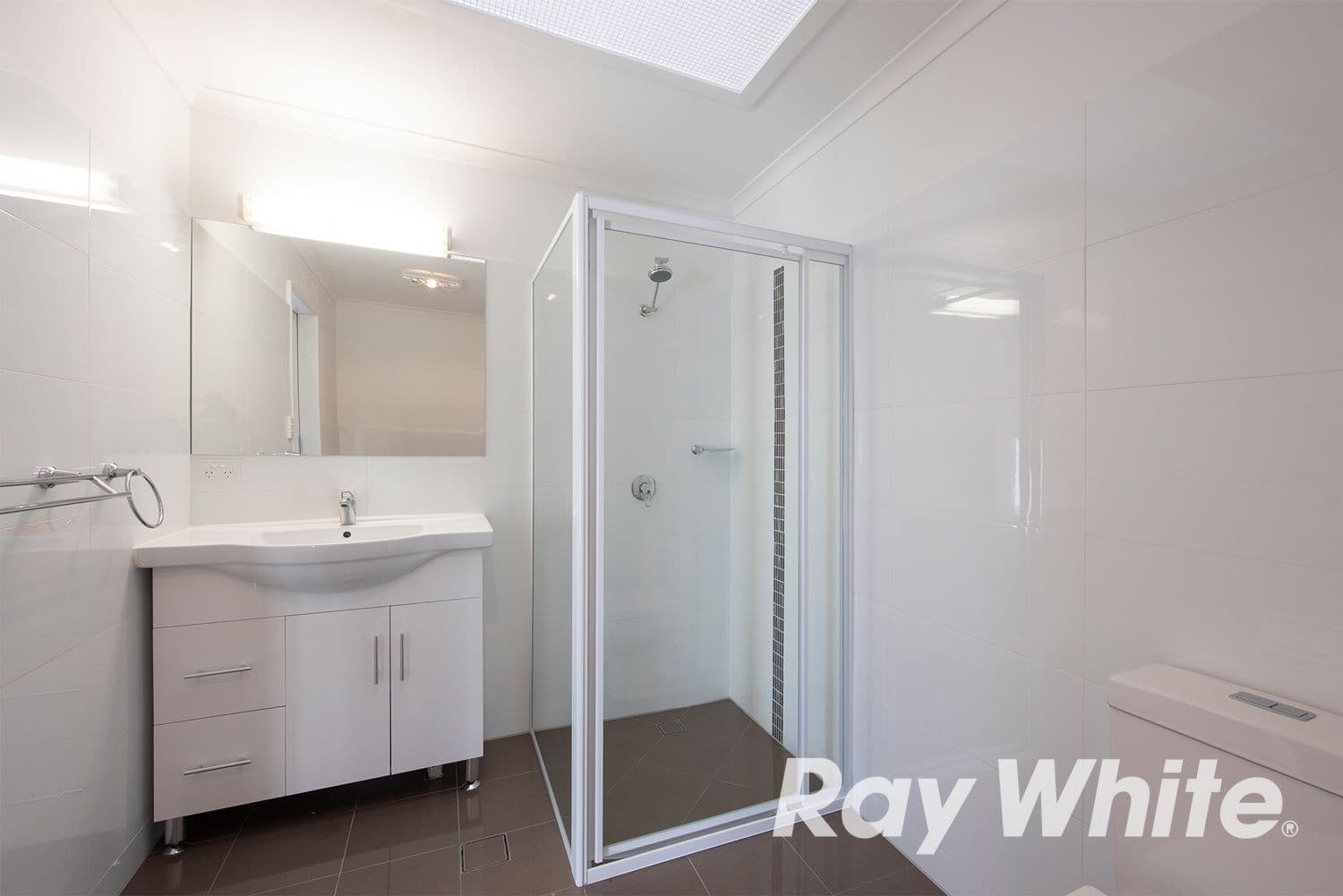 2 Russell Street, Woodridge QLD 4114, Woodridge - Thumbnail 7