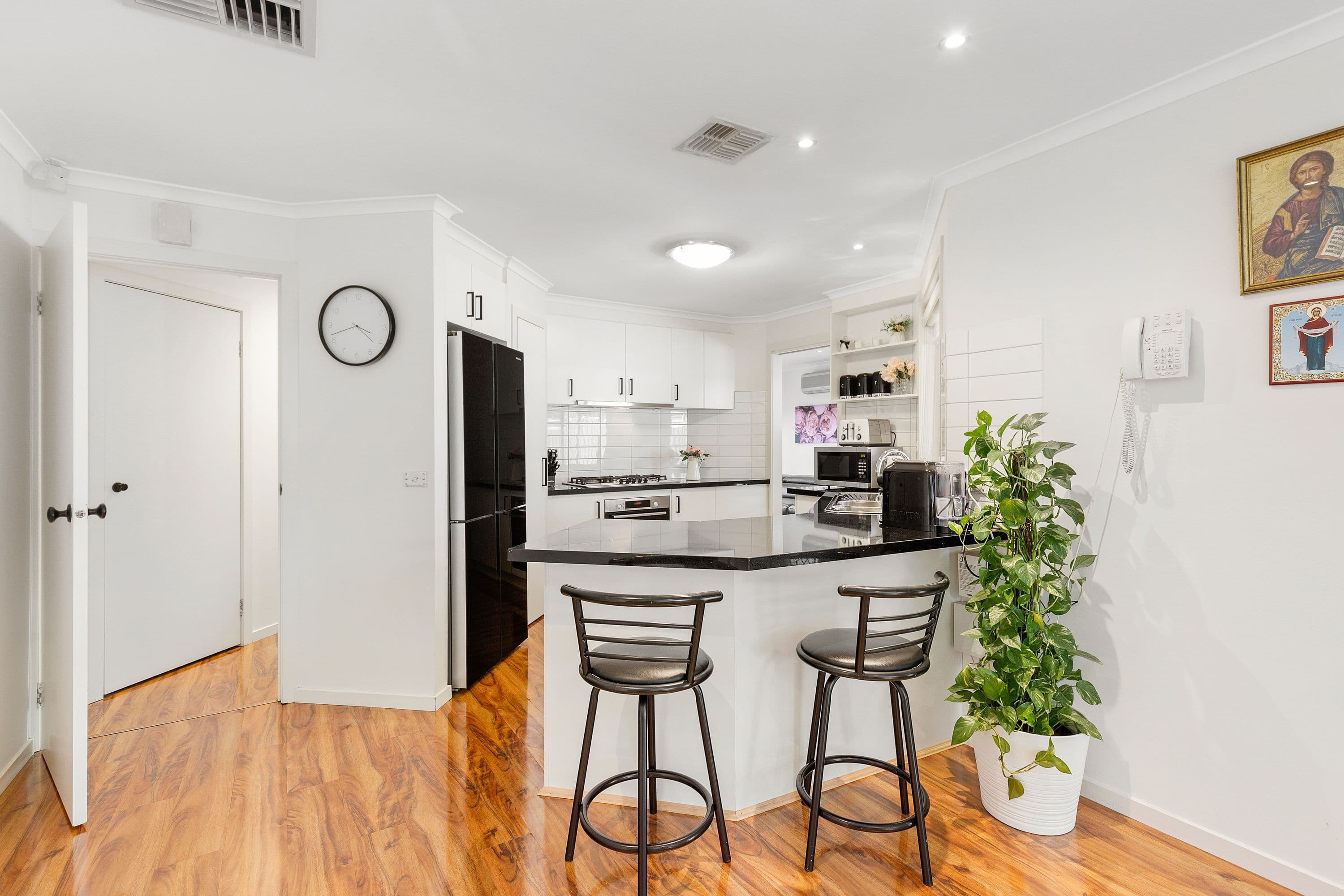 46 Romano Avenue, Mill Park VIC 3082, Mill Park - Thumbnail 4