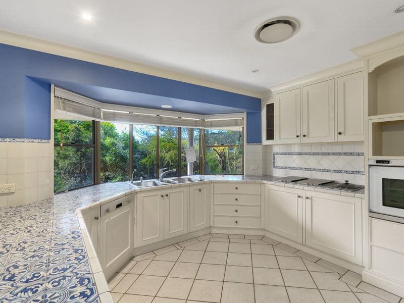 2049 Roghan Road, Bridgeman Downs QLD 4035, Bridgeman Downs - Thumbnail 5