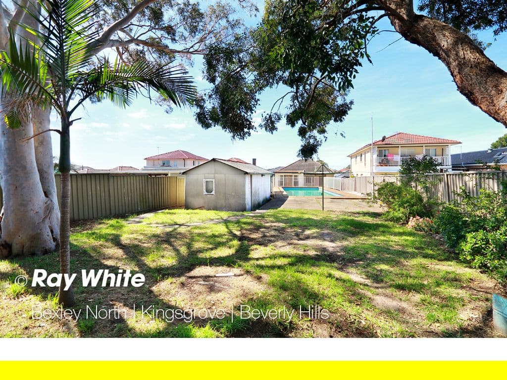 6 Rolestone Avenue, Kingsgrove NSW 2208, Kingsgrove - Thumbnail 2