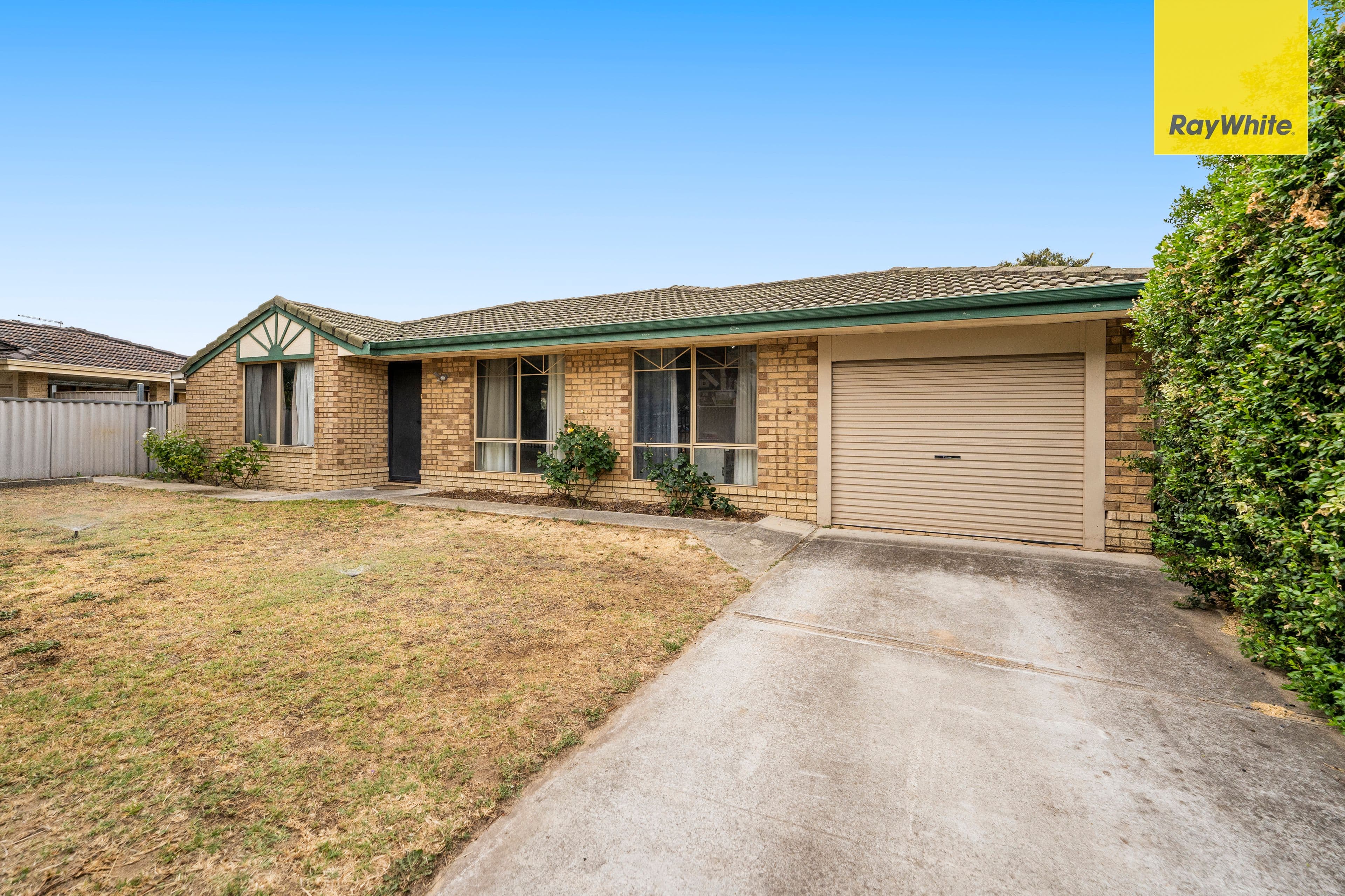 1 Pursuit Close, Middle Swan WA 6056, Middle Swan - Thumbnail 2