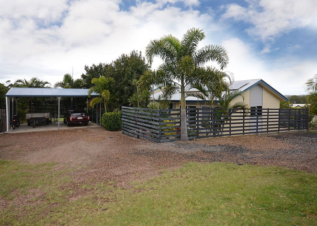 22 Highland Place, CRAIGNISH QLD 4655, Craignish - Thumbnail 3
