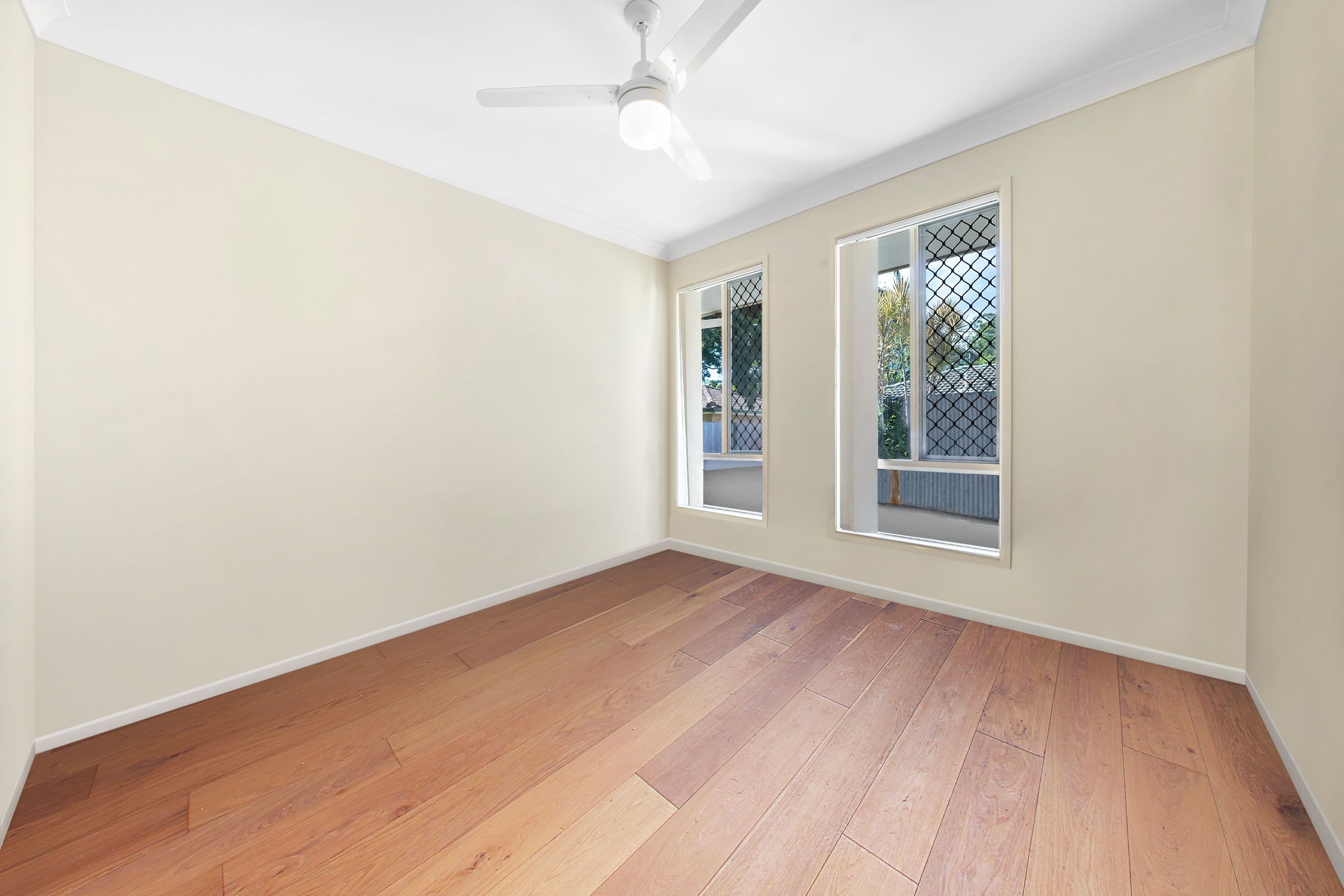 21 Melwood Street, Eagleby QLD 4207, Eagleby - Thumbnail 2