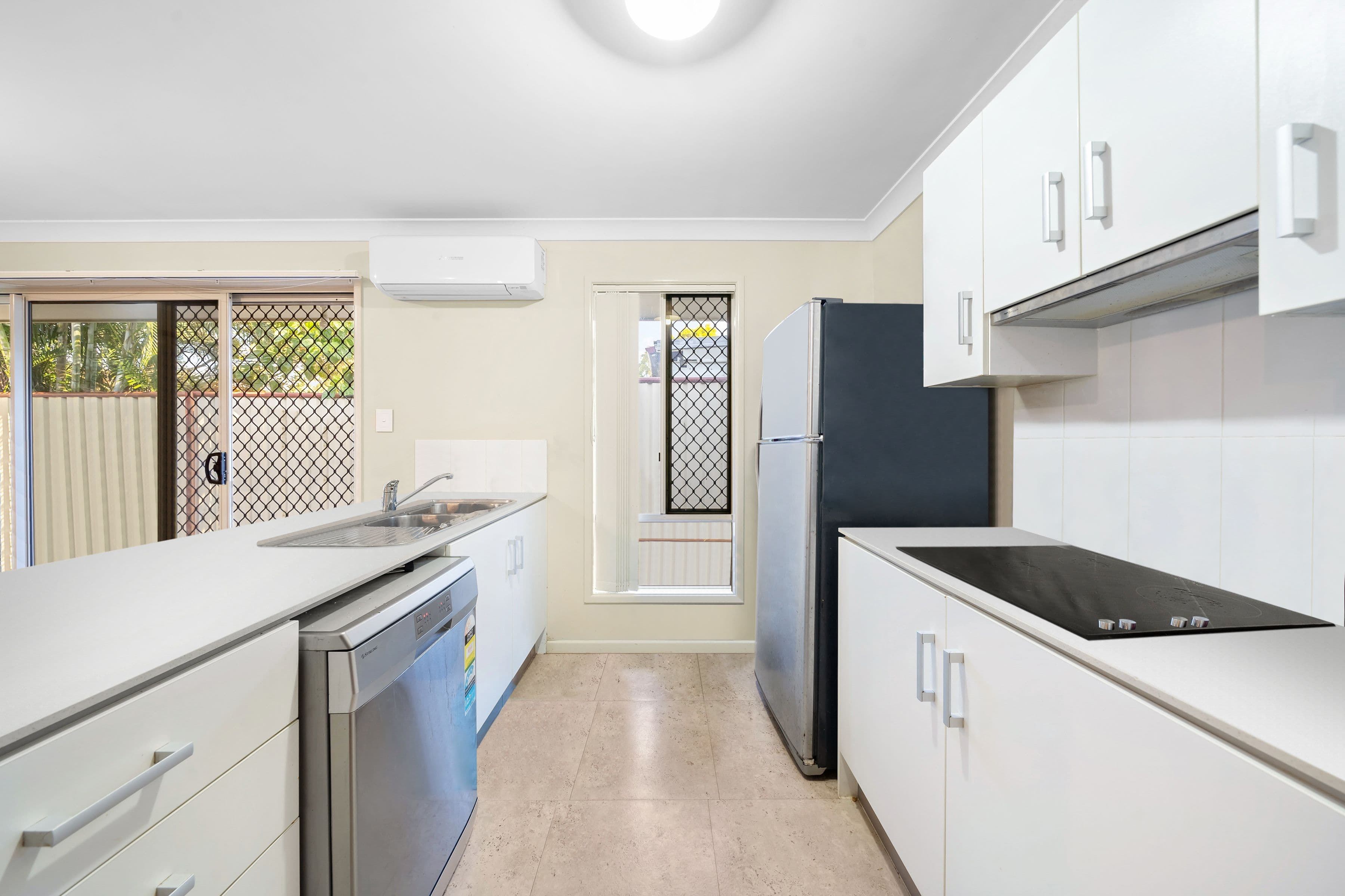21 Melwood Street, Eagleby QLD 4207, Eagleby - Thumbnail 4