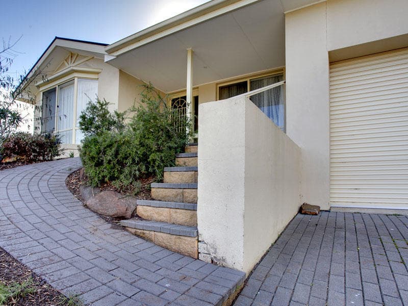 2 Ridge Place, Aberfoyle Park - Image 1