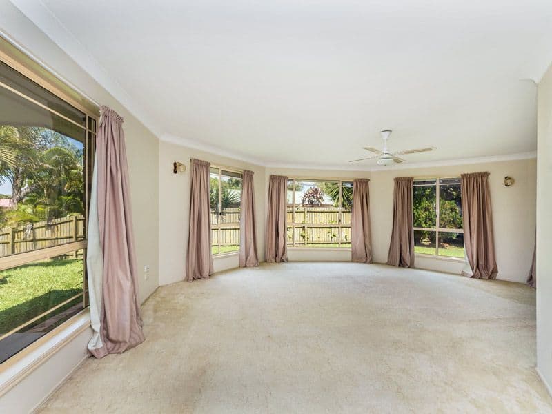 12 Hilldale Crescent, MORAYFIELD QLD 4506, Morayfield - Thumbnail 2
