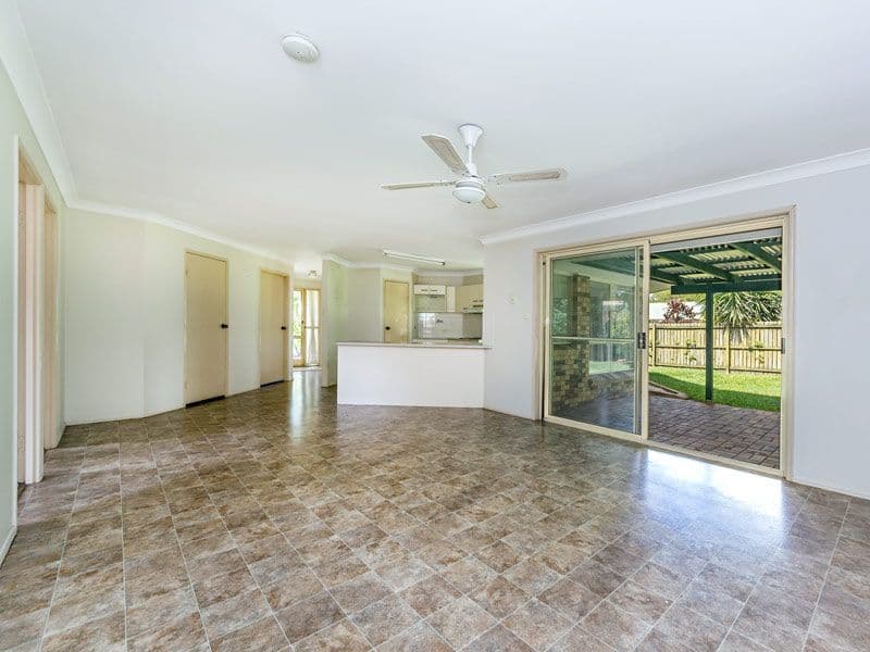 12 Hilldale Crescent, MORAYFIELD QLD 4506, Morayfield - Thumbnail 3