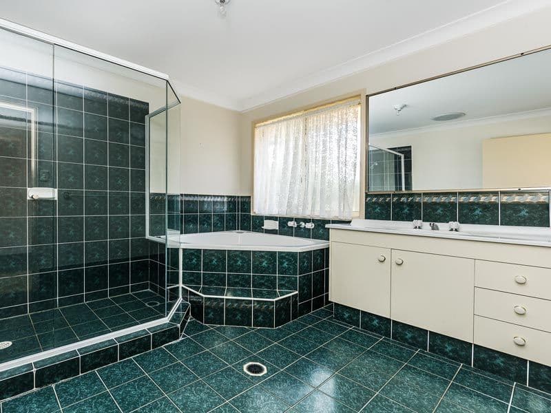 12 Hilldale Crescent, MORAYFIELD QLD 4506, Morayfield - Thumbnail 8